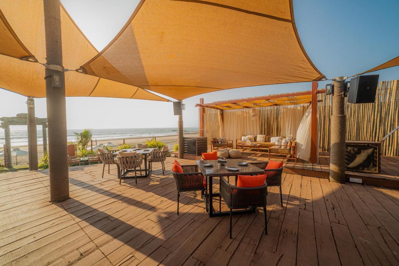 Living Room Beach Resort Morjim Extérieur photo