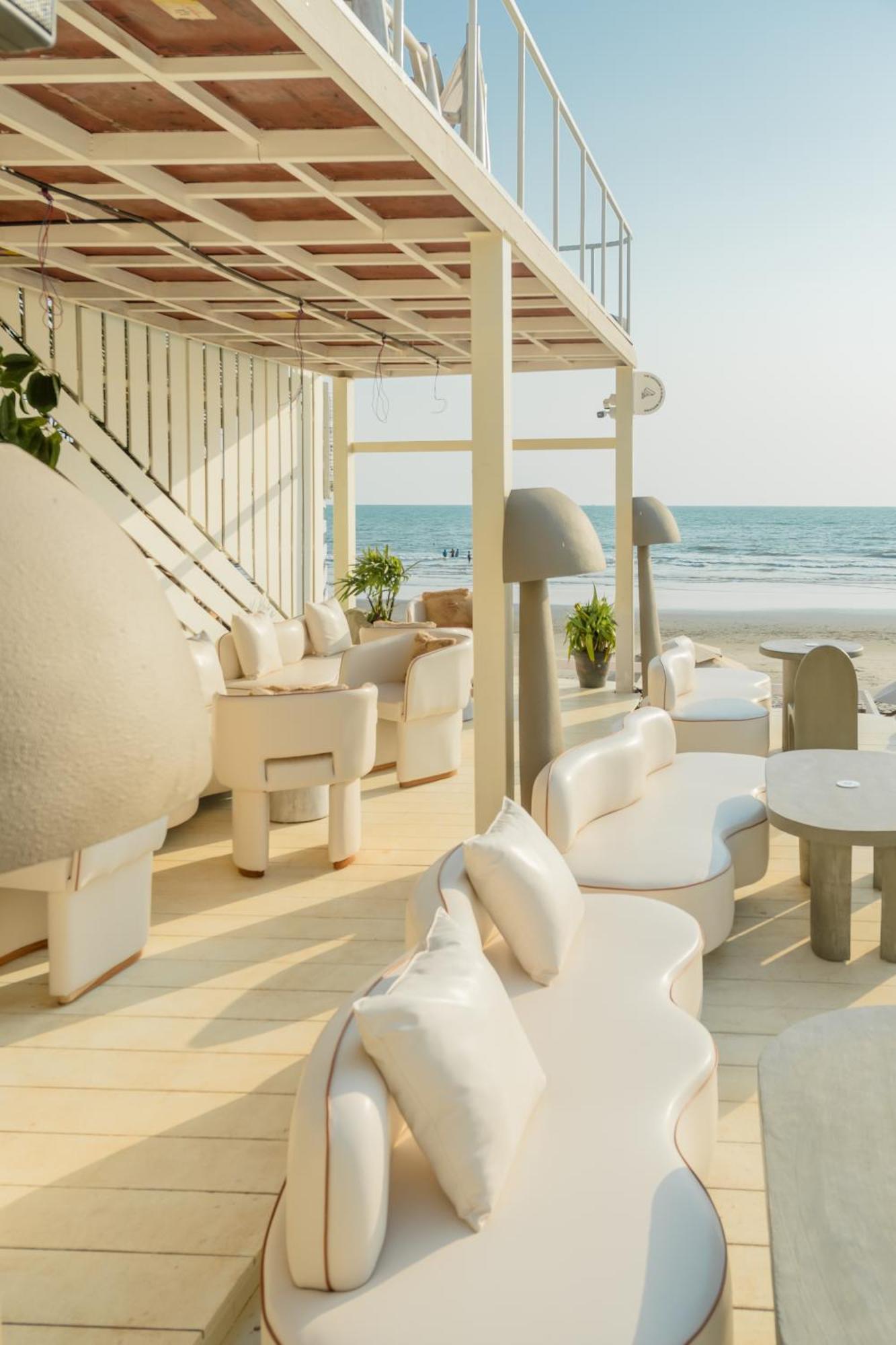 Living Room Beach Resort Morjim Extérieur photo
